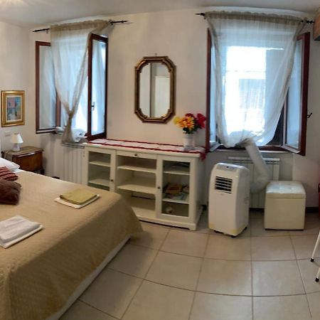 Home Lovers Apartment Venice Luaran gambar